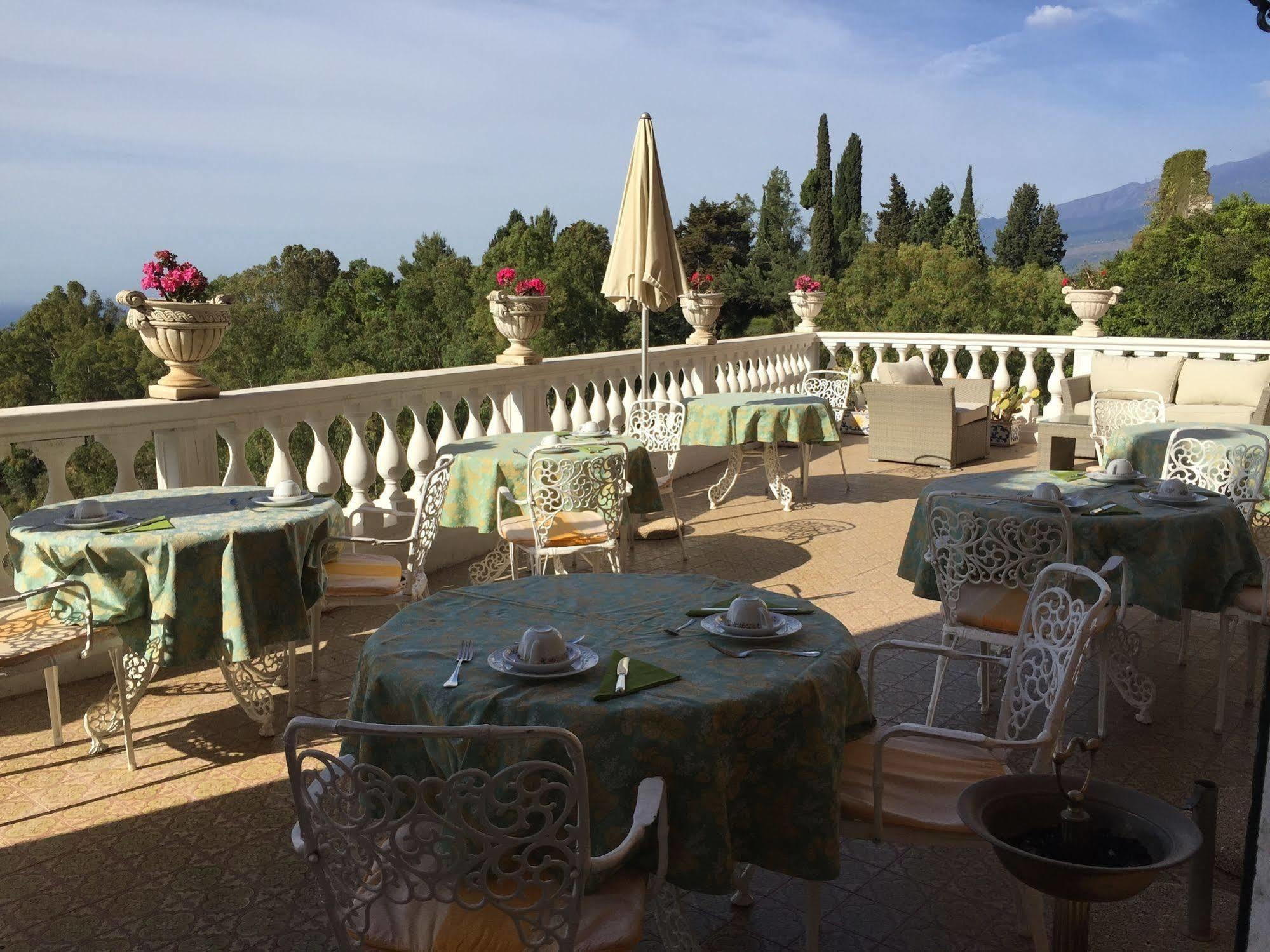 Hotel Villa Riis Taormina Zewnętrze zdjęcie