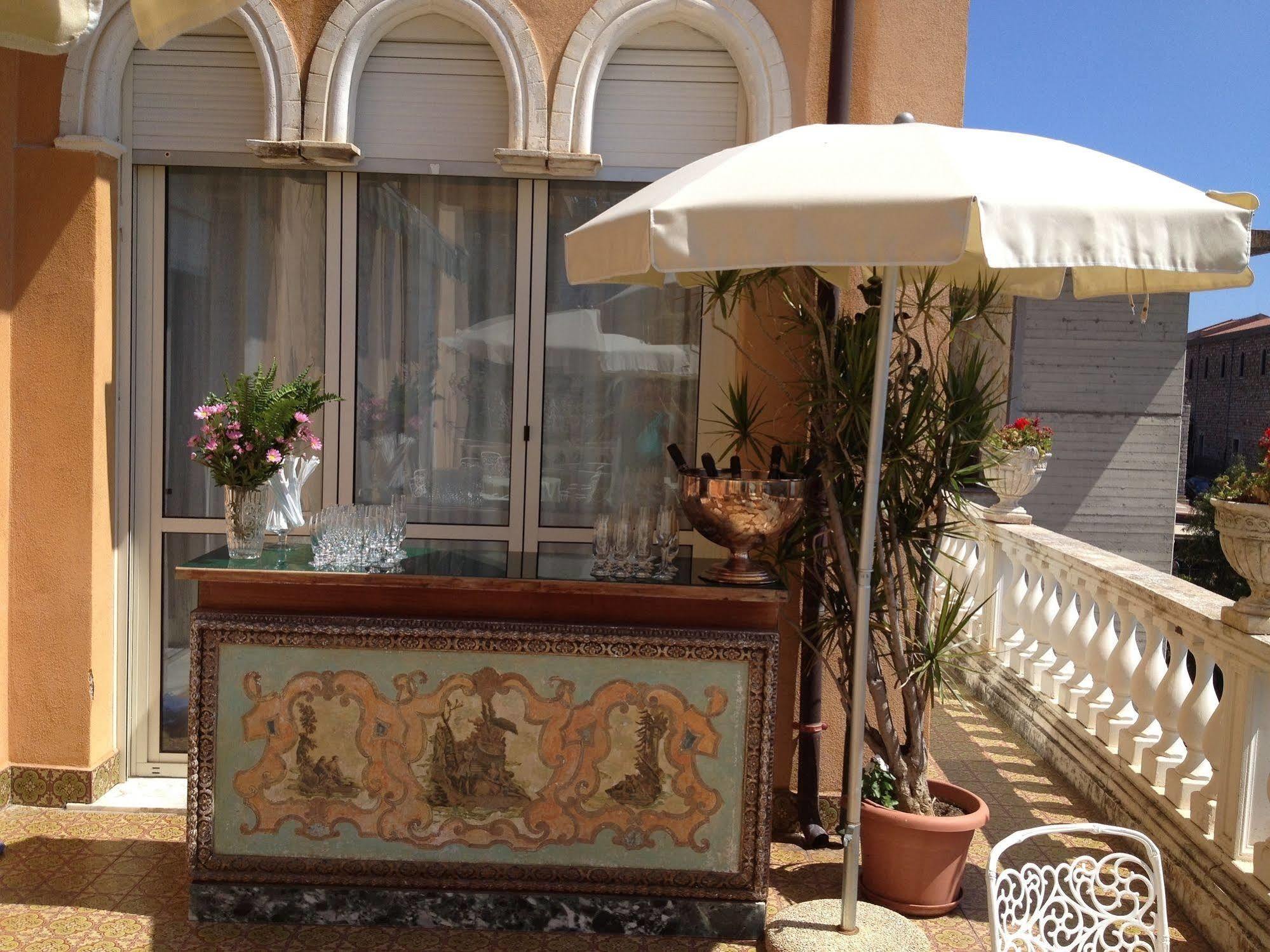 Hotel Villa Riis Taormina Zewnętrze zdjęcie