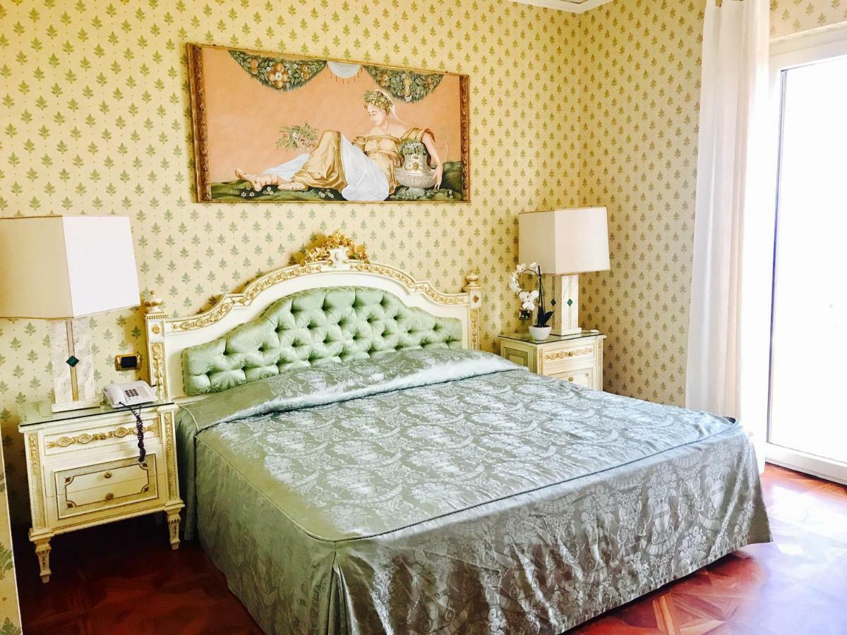 Hotel Villa Riis Taormina Zewnętrze zdjęcie